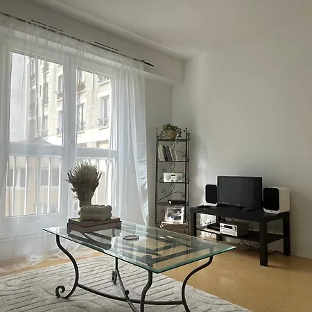 Apartment Le Gambetta Paris